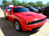 Used 2019 Dodge Challenger SXT image 2