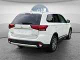 Used 2017 Mitsubishi Outlander SE image 3
