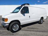 Used 2006 Ford E-350 and Econoline 350 Extended Super Duty image 2