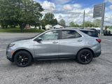 Used 2023 Chevrolet Equinox LT image 2