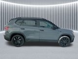 New 2024 Volkswagen Taos SE image 2