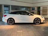 Used 2019 Buick Cascada Premium image 2