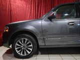 Used 2016 Lincoln Navigator Select image 5