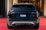 Used 2018 Land Rover Range Rover Velar R-Dynamic SE image 4