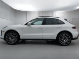 Used 2025 Porsche Macan image 2