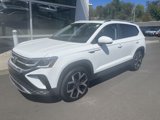 Certified 2022 Volkswagen Taos SEL image 3