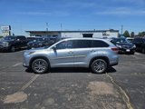 Used 2018 Toyota Highlander XLE image 2