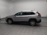 Used 2018 Jeep Cherokee Limited image 3