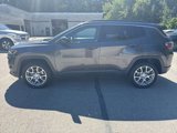 Used 2023 Jeep Compass Latitude image 2