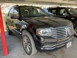 Used 2017 Lincoln Navigator Select image 3
