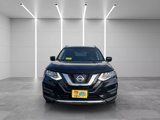 Used 2017 Nissan Rogue SV w/ SV Premium Package image 2