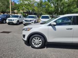 Used 2017 Kia Sorento LX w/ LX Convenience Package image 2