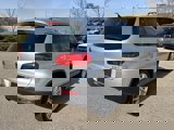 Used 2016 Volkswagen Tiguan SE image 2