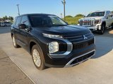 Used 2022 Mitsubishi Outlander ES image 2