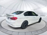 Used 2017 BMW 320i Sedan image 5