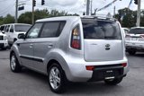 Used 2010 Kia Soul + image 5
