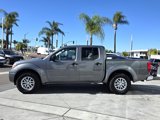 Used 2019 Nissan Frontier SV image 2