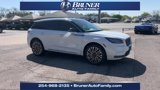 Used 2020 Lincoln Corsair Reserve w/ Appearance Package image 3