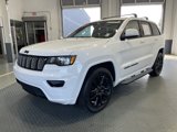 Used 2017 Jeep Grand Cherokee Altitude image 4