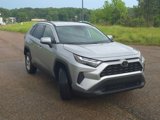 Used 2022 Toyota RAV4 XLE image 3