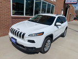 Used 2017 Jeep Cherokee Limited image 2