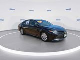 Used 2020 Toyota Camry LE image 2