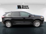 Used 2023 Ford Edge SEL image 2