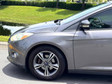 Used 2014 Ford Focus SE w/ SE Sport Package image 6