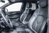 Used 2025 Porsche Macan image 5
