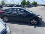 Used 2011 Hyundai Elantra GLS w/ Navigation Pkg 4 image 2