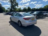 Used 2015 Hyundai Sonata SE w/ Option Group 09 image 3