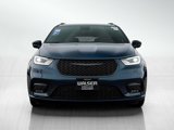 New 2025 Chrysler Pacifica Select image 2