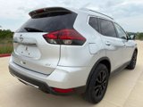 Used 2018 Nissan Rogue SV image 6