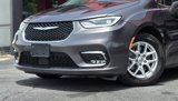 Used 2021 Chrysler Pacifica Touring-L image 3