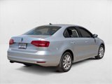 Used 2015 Volkswagen Jetta SE image 4