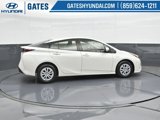 Used 2018 Toyota Prius One image 3