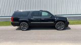 Used 2011 Cadillac Escalade ESV Premium image 4