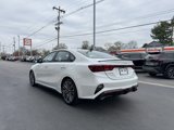 Used 2022 Kia Forte GT image 3