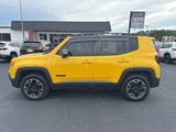 Used 2017 Jeep Renegade Trailhawk image 2