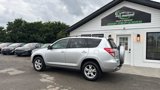 Used 2011 Toyota RAV4 4WD image 2