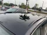 Used 2018 Volkswagen Tiguan SE w/ Panoramic Sunroof Package image 4