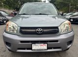 Used 2005 Toyota RAV4 4WD image 2