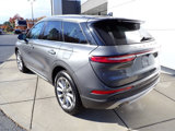 Used 2022 Lincoln Corsair AWD w/ Premium Package image 3