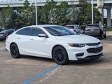 Used 2017 Chevrolet Malibu LT image 3