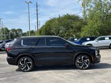 Used 2024 Mitsubishi Outlander SEL image 2