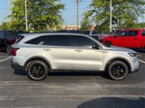 Used 2021 Kia Sorento S image 2