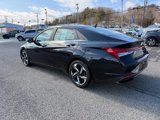 Used 2023 Hyundai Elantra Limited w/ Cargo Package image 4
