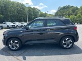 Used 2024 Hyundai Venue SEL image 2
