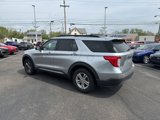 Used 2020 Ford Explorer XLT w/ Equipment Group 202A image 5