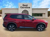 Used 2022 Nissan Rogue SL image 2